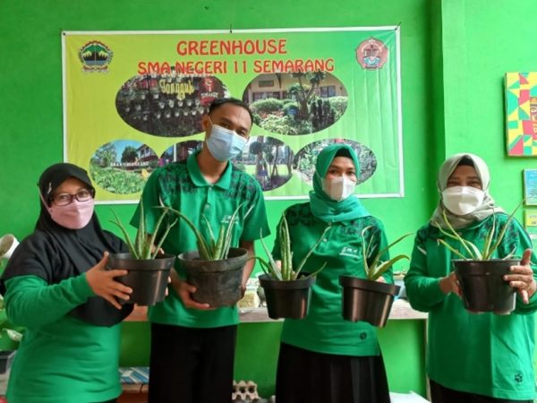MGMP Biologi SMAN 11 Semarang “Lestarikan Aloe Vera”