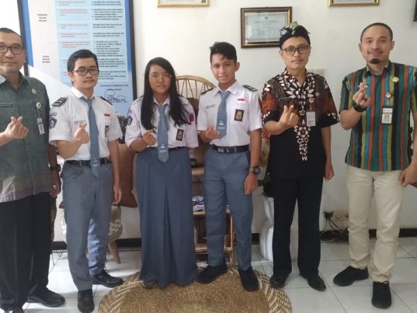 Siswa SMK 11 Semarang Lolos Seleksi Program Beasiswa PjBL Magang dan PKL Bersertifikat (Microcredential)