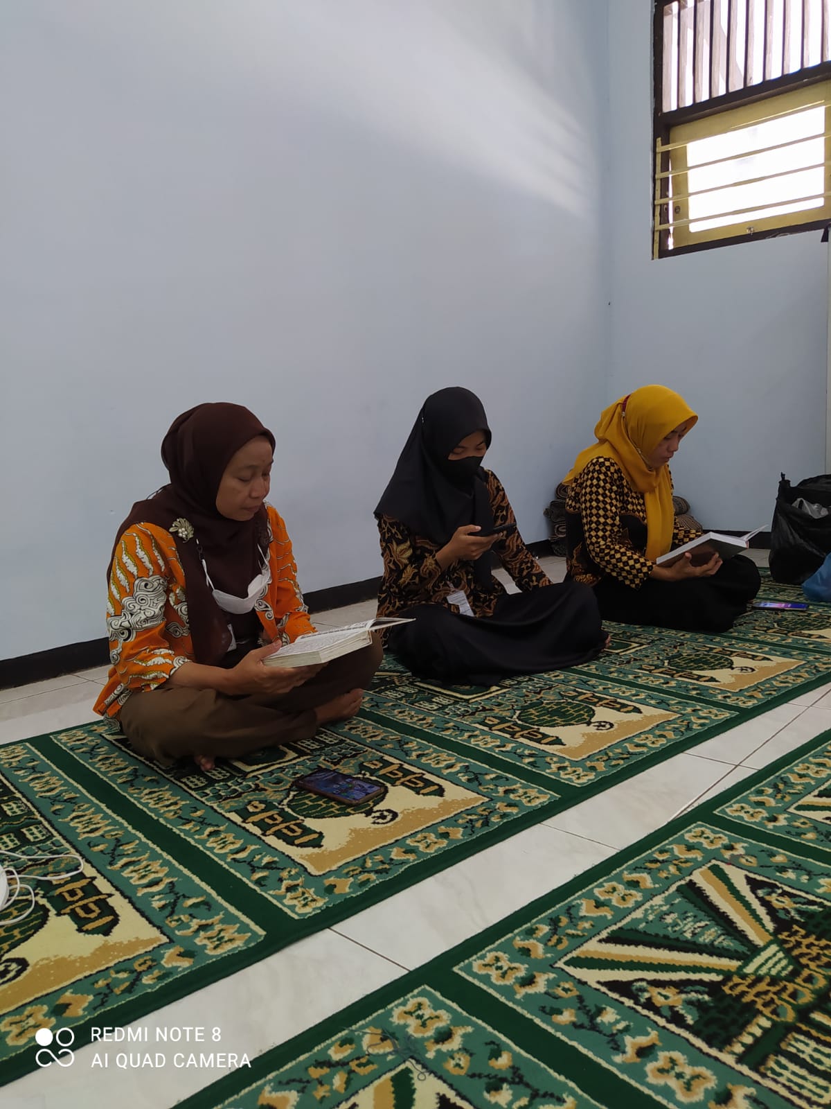 Tilawatil Qur'an Keluarga SMKN 10 Semarang