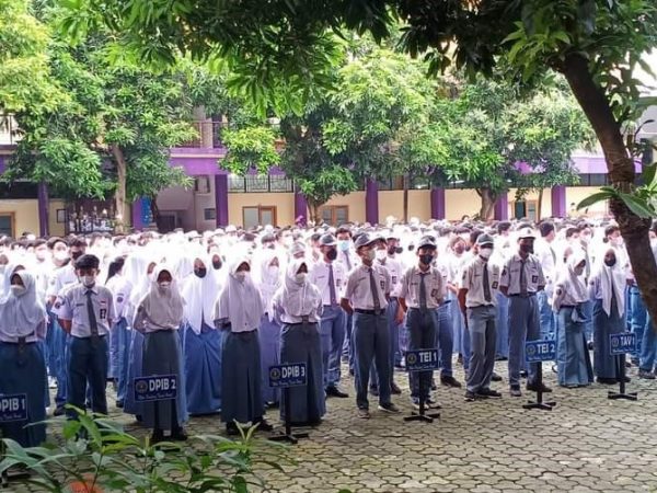 SMKN 4 Semarang adakan Halal Bihalal di Hari pertama masuk sekolah