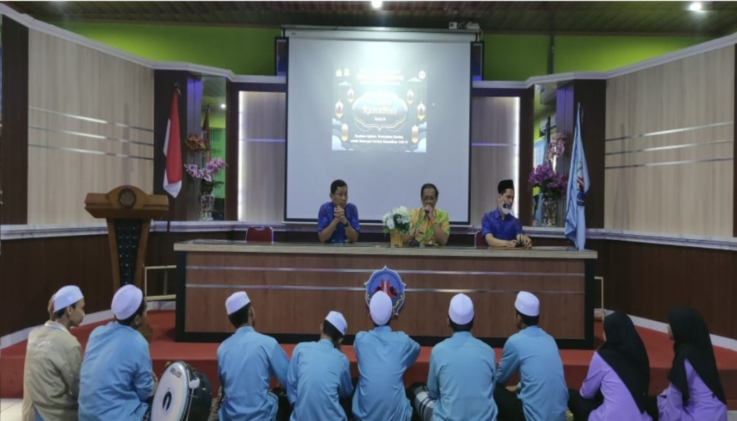 SMKN 4 Semarang Gelar Pesantren Ramadhan Guna Pembentukan Karekter Siswa  Berakh;ak Mulia