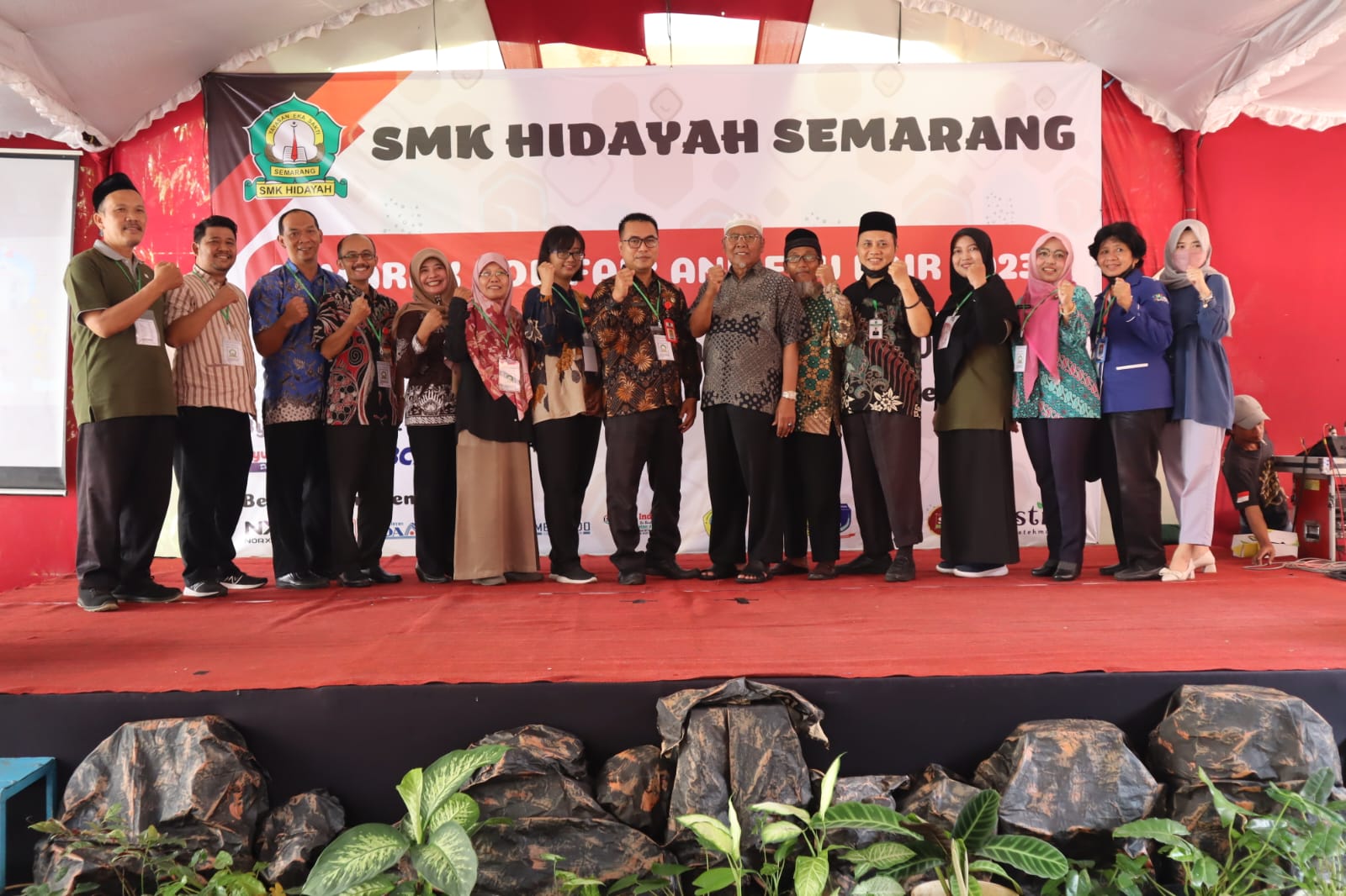Job Fair dan Edu Fair SMK Hidayah Semarang Sukses Menyalurkan Lulusan