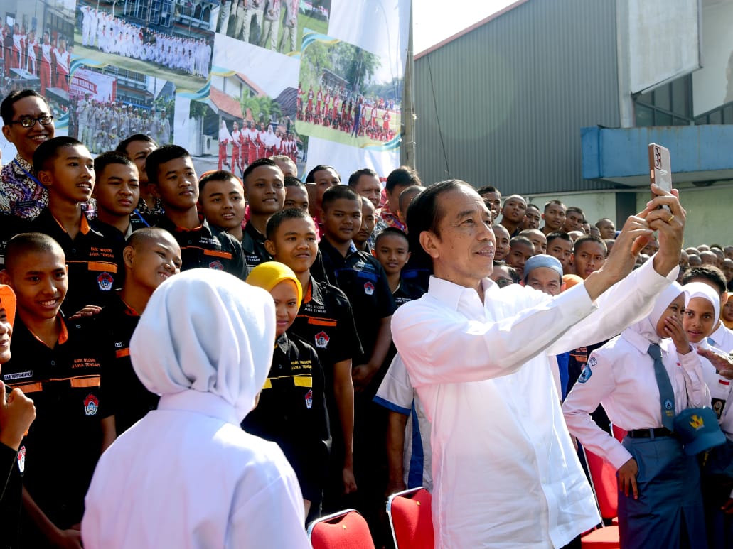 Cerita Kedatangan Presiden Jokowi di SMKN Jateng Semarang