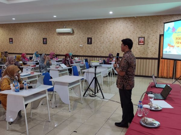 Guru Kuliner SMKN 6 Semarang Perkaya Kemampuan Dalam ‘Pastry & Bakery’ Melalui Program Up-Skilling & ReSkilling 2023