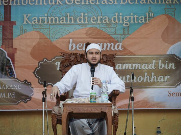 SMAN 12 Semarang Gelar Maulid Nabi Muhammad SAW Tema 'Membentuk Generasi Berakhlakul Karimah di Era Digital'