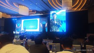Prof. DR. Bambang Riyanto Trilaksono dari ITB Cerahkan Peserta Seminar dengan Narrow AI