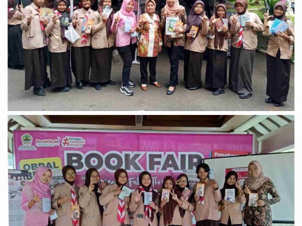 Kunjungan Siswa SMKN 10 Semarang ke Book Fair di Perpustakaan Daerah Provinsi Jawa Tengah