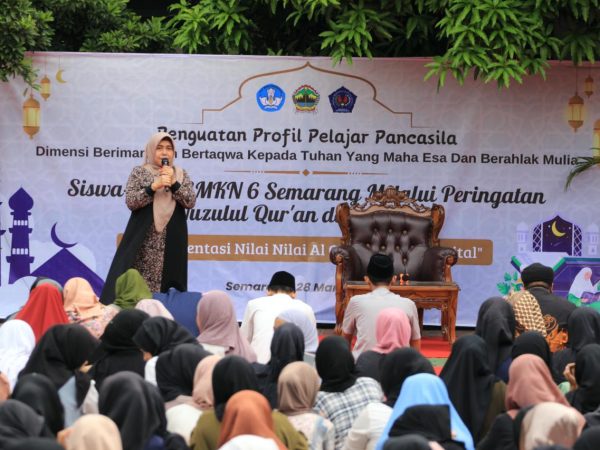 Nuzulul Qur’an SMKN 6 Semarang: Implementasi Nilai Al Qur’an Era Digital